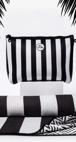 Sky Gazer Luxury Beach Towel In Pouch - The Hamilton