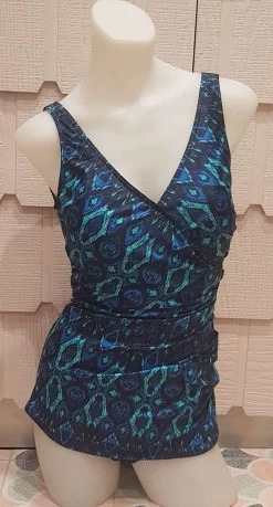 Poolproof Fusion Sheath Chlorine Resistant Swimsuit