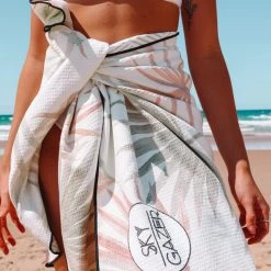 Sky Gazer Luxury Beach Towel In Pouch - Whitehaven 6 Sky Gazer Luxury Beach Towel In Pouch - Whitehaven -Swimwear Sale Store whitehaven2