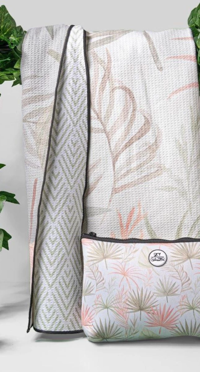 Sky Gazer Luxury Beach Towel In Pouch - Whitehaven 1 Sky Gazer Luxury Beach Towel In Pouch - Whitehaven